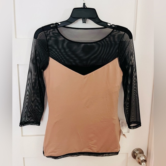 BCBG top - Picture 3 of 5